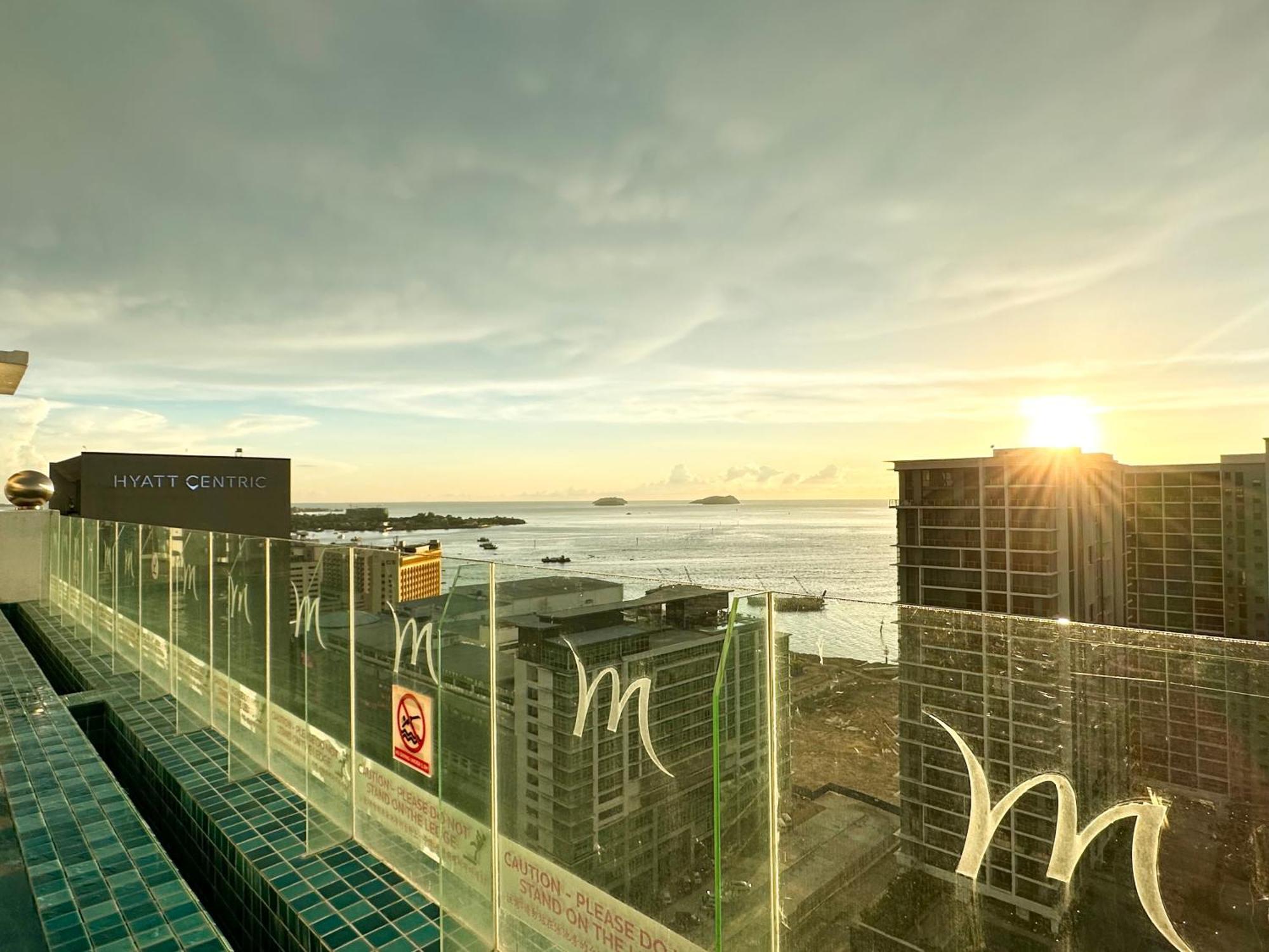 M Centro City Centre @ Gaya Street By Sunset Seaview Vacation Condos Kota Kinabalu Exterior foto
